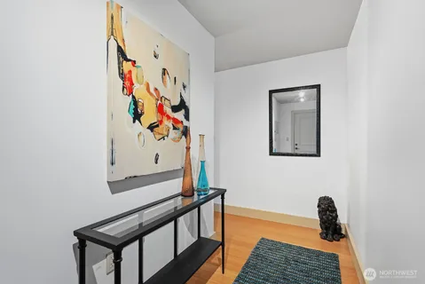 $949,000 | 745 Bellevue Avenue East, Unit 109, Seattle, WA 98102