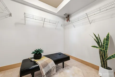 $949,000 | 745 Bellevue Avenue East, Unit 109, Seattle, WA 98102
