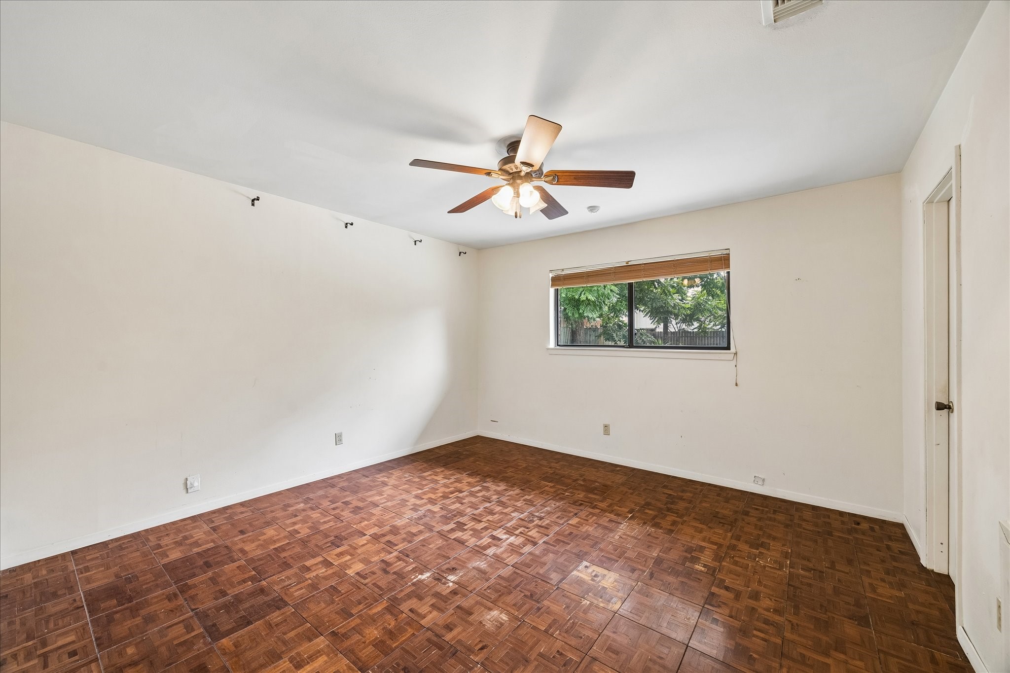 3314 Tanglewilde Street Houston, TX 77063 - Photo 16 of 23