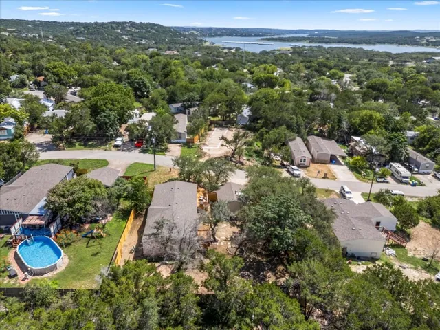 $2,100 | 21503 Coyote Trail, Lago Vista, TX 78645