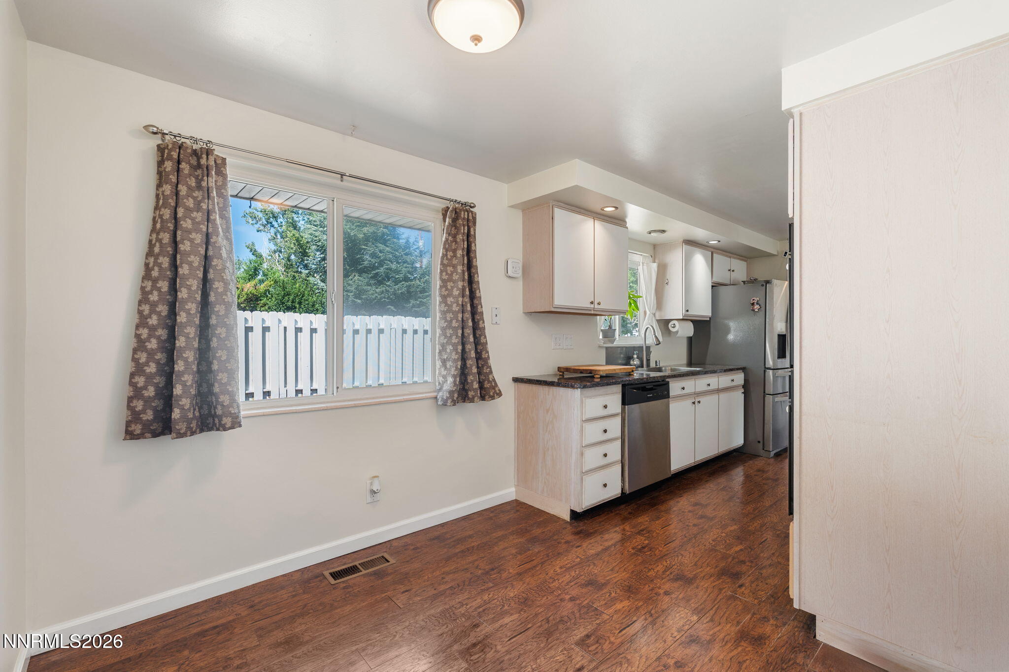 3305 Idlewild Drive Reno, NV 89509 - Photo 12 of 39 24-web-or-mls-DSC00577
