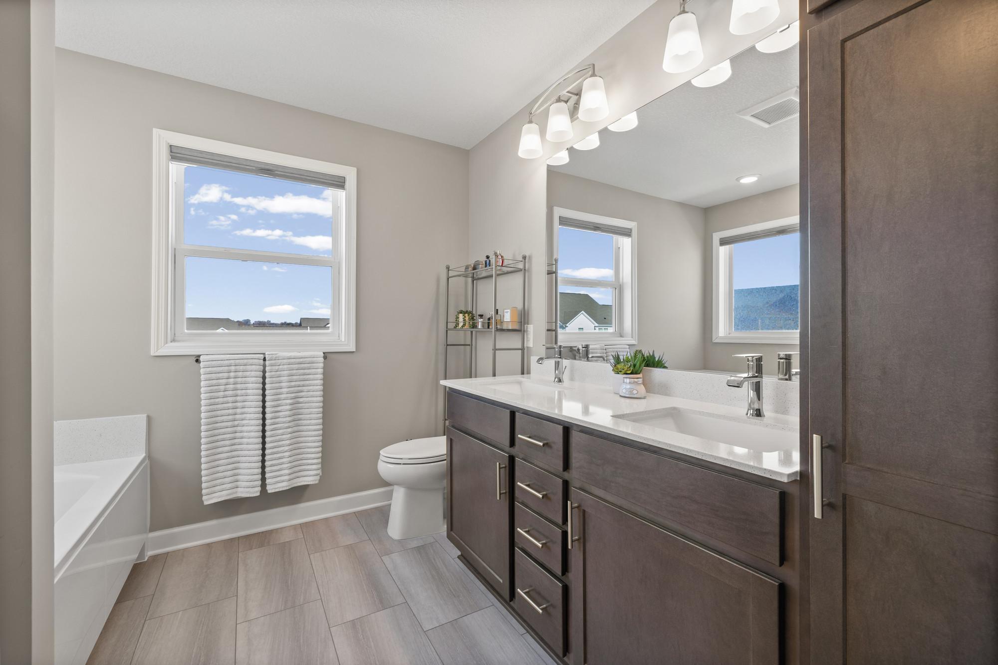 18053 Harlow Path Lakeville, MN 55044 - Photo 9 of 26