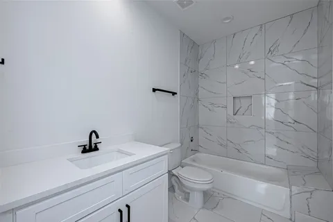 $375,000 | 6032 Beall Street, Houston, TX 77091