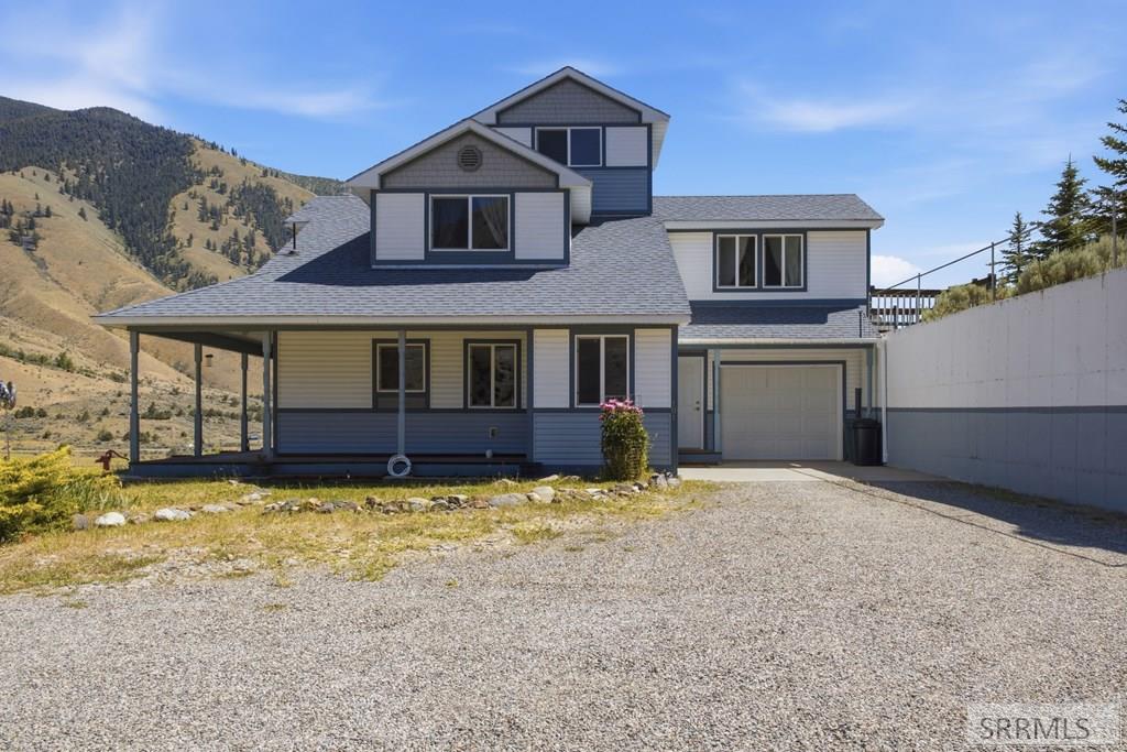 101 Lake Creek Road Salmon, ID 83467 - Photo 3 of 68