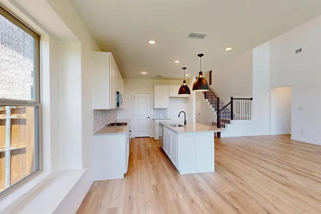 $566,708 | 3712 Lavon Drive, Pilot Point, TX 76258