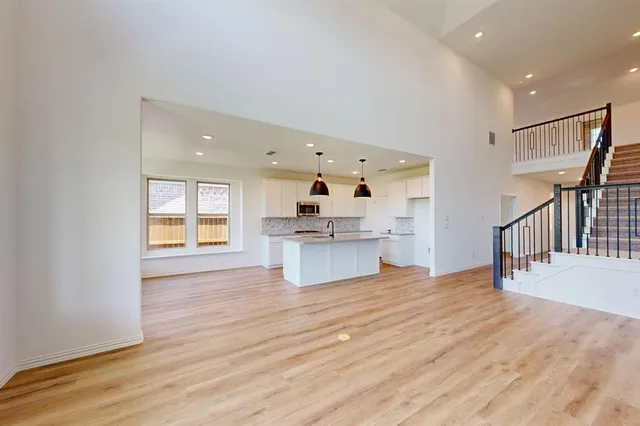 $566,708 | 3712 Lavon Drive, Pilot Point, TX 76258