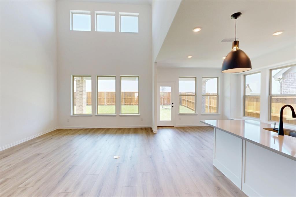 3712 Lavon Drive Pilot Point, TX 76258 - Photo 2 of 40