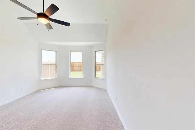 $566,708 | 3712 Lavon Drive, Pilot Point, TX 76258