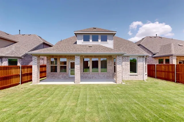 $566,708 | 3712 Lavon Drive, Pilot Point, TX 76258