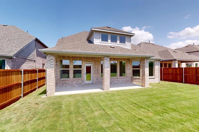 $566,708 | 3712 Lavon Drive, Pilot Point, TX 76258