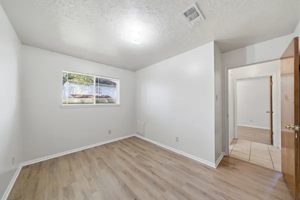 $1,900 | 4506 Jamaica Lane, Pasadena, TX 77505