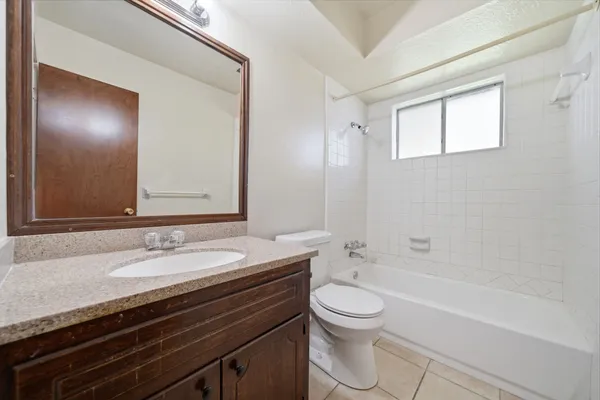 $1,900 | 4506 Jamaica Lane, Pasadena, TX 77505