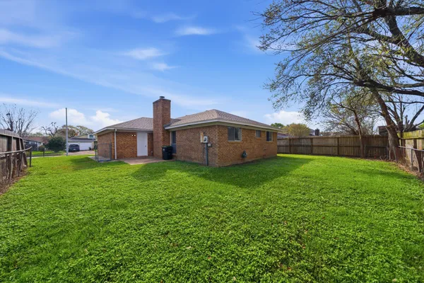 $1,900 | 4506 Jamaica Lane, Pasadena, TX 77505