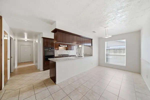 $1,900 | 4506 Jamaica Lane, Pasadena, TX 77505