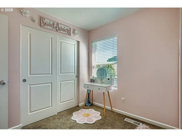 $499,900 | 900 Bear Creek Drive, Molalla, OR 97038