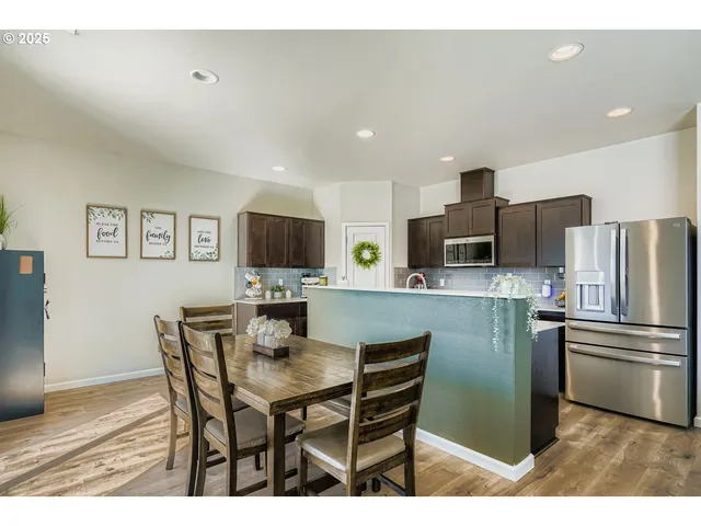 $499,900 | 900 Bear Creek Drive, Molalla, OR 97038