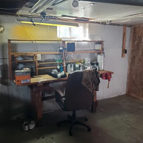 $169,900 | 231 West Main Street, Martinton, IL 60951