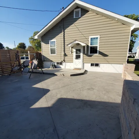 $169,900 | 231 West Main Street, Martinton, IL 60951