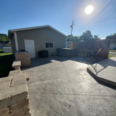 $169,900 | 231 West Main Street, Martinton, IL 60951