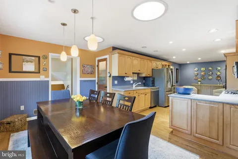 $1,050,000 | 2507 Toron Court, Alexandria, VA 22306
