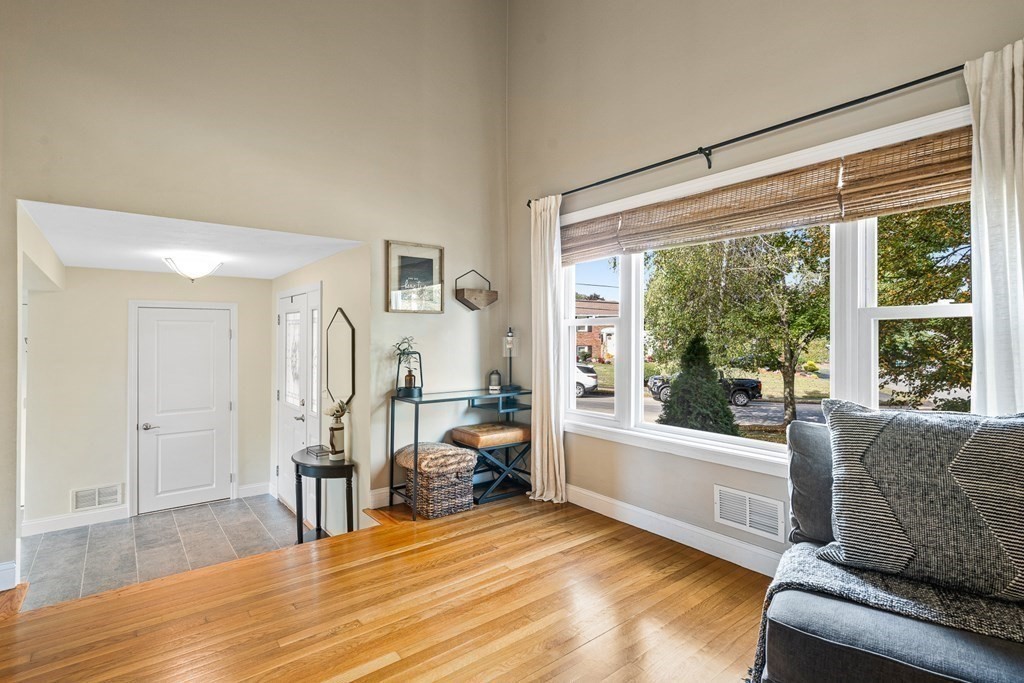 2 Tumelty Road Peabody, MA 01960 - Photo 12 of 41 Gallery Image 12