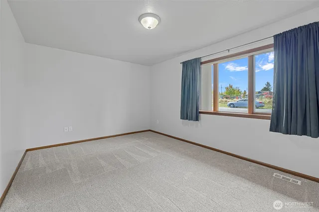 $575,000 | 720 North 17th Street, Mount Vernon, WA 98273