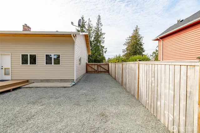 $575,000 | 720 North 17th Street, Mount Vernon, WA 98273