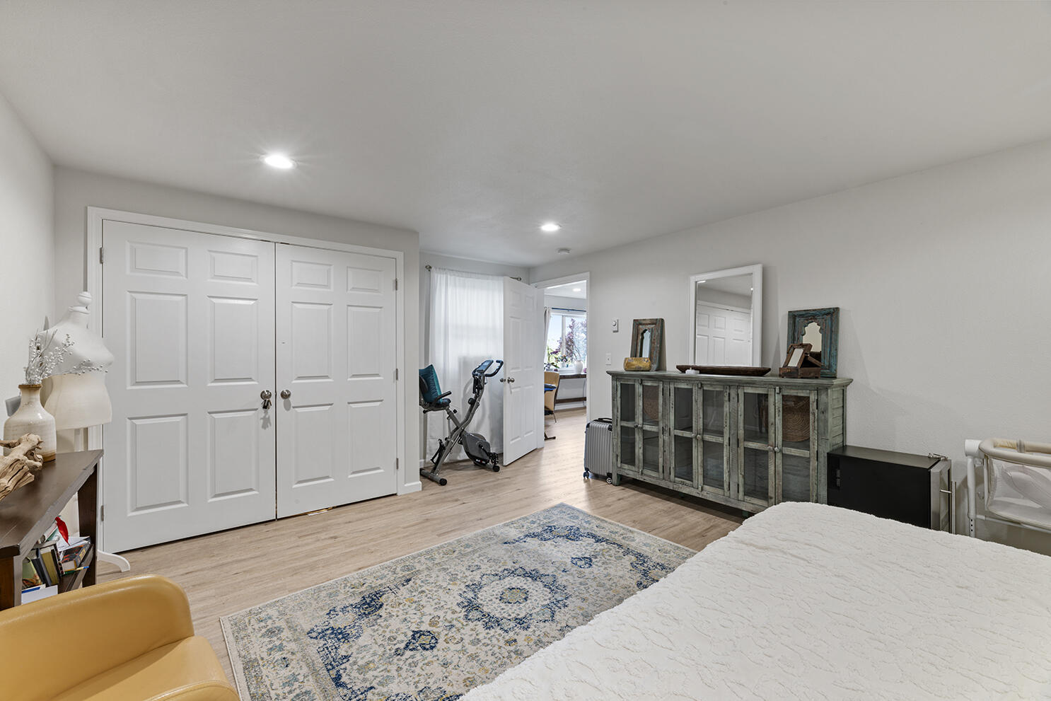 457 Elm Street Phoenix, OR 97535 - Photo 16 of 27 a bedroom with furniture and a rug