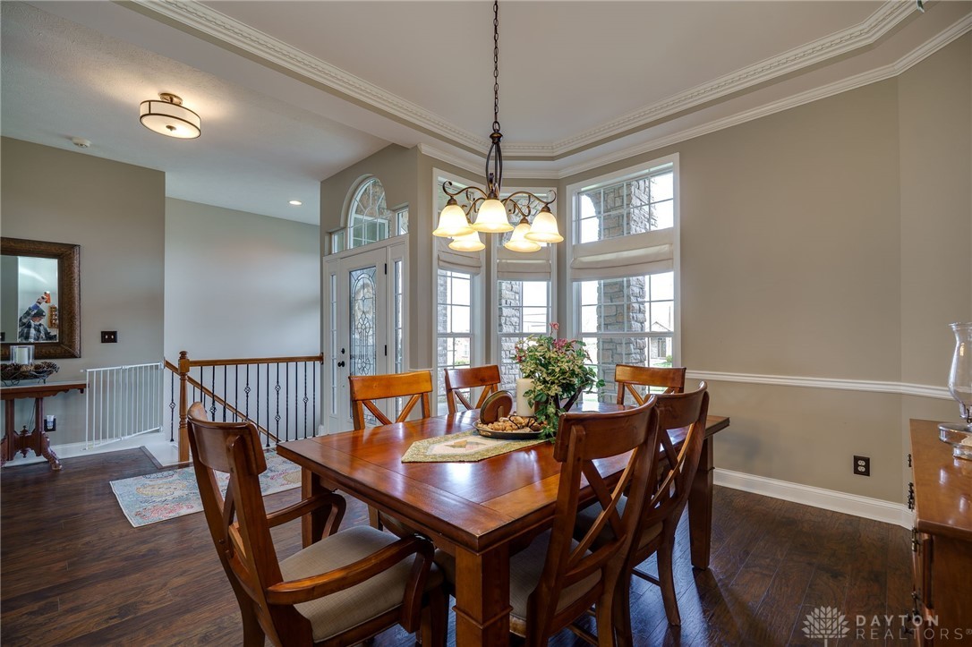 269 Crown Point Drive Dayton, OH 45458 - Photo 6 of 41 Gallery Image 6
