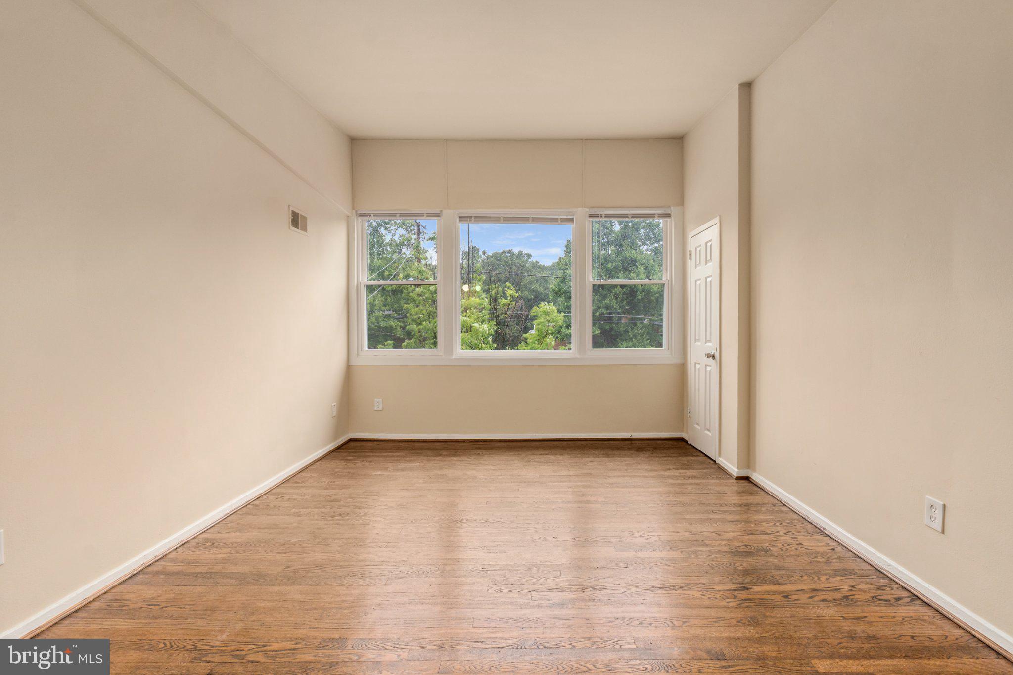 1029 Quebec Terrace, Unit 8 Silver Spring, MD 20903 - Photo 2 of 21 Bright and airy open space awaits.