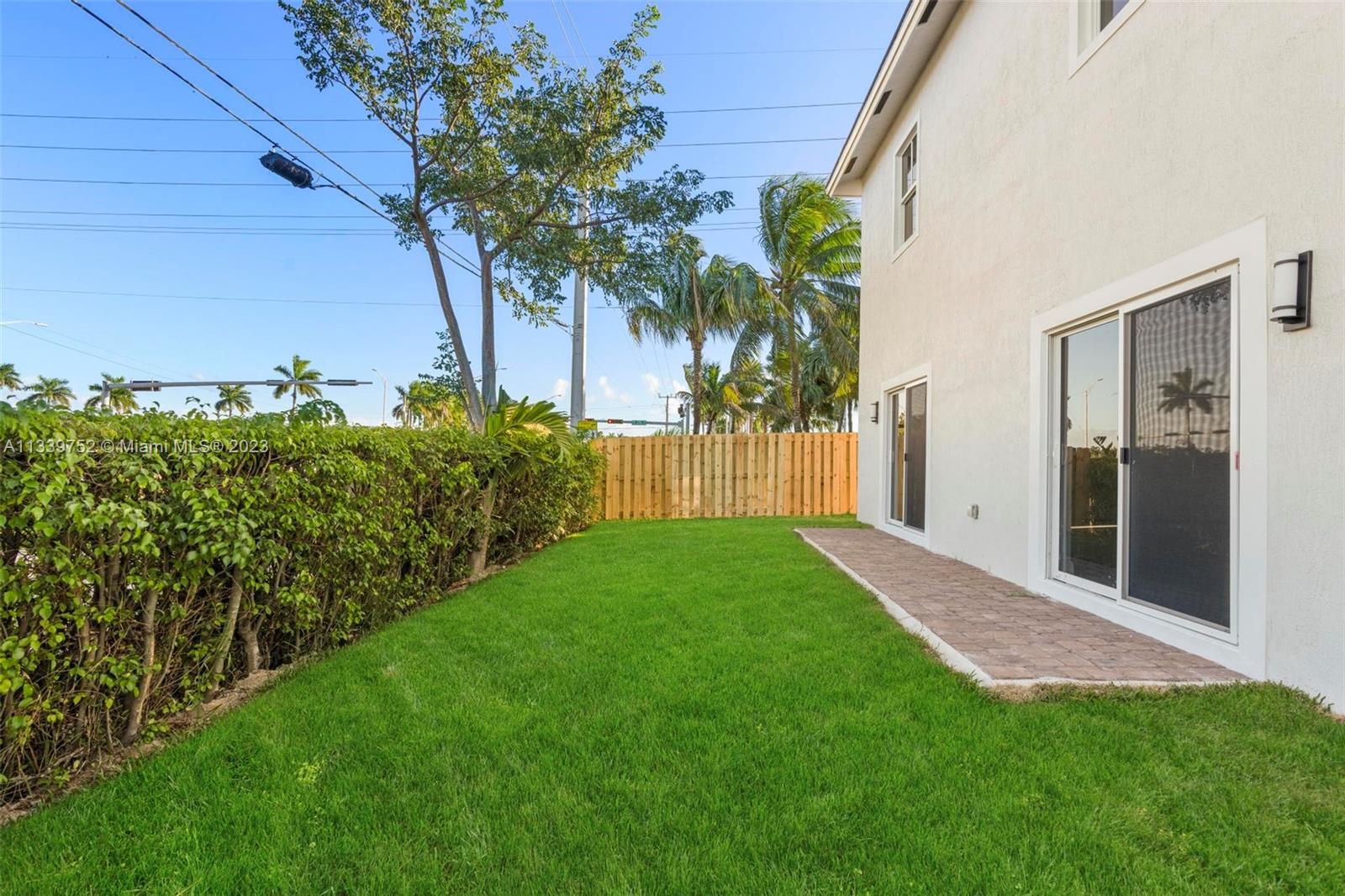 24721 Southwest 112th Court Homestead, FL 33032 - Photo 33 of 40 a view of a backyard with plants