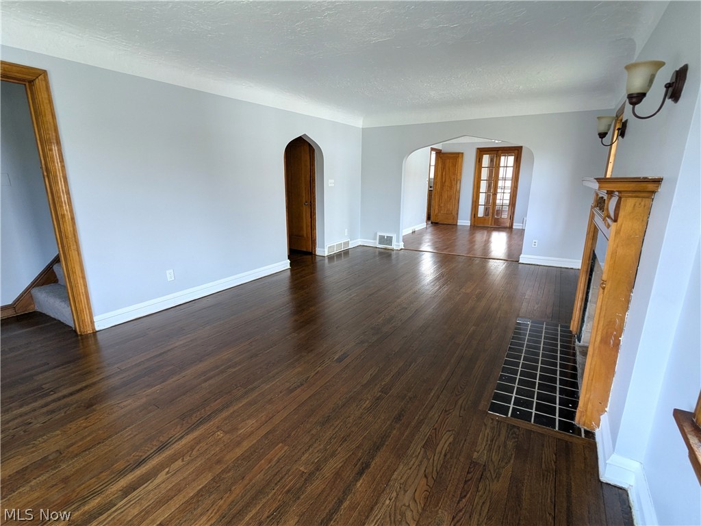 3536 Daleford Road, Unit 2 Shaker Heights, OH 44120 - Photo 4 of 28