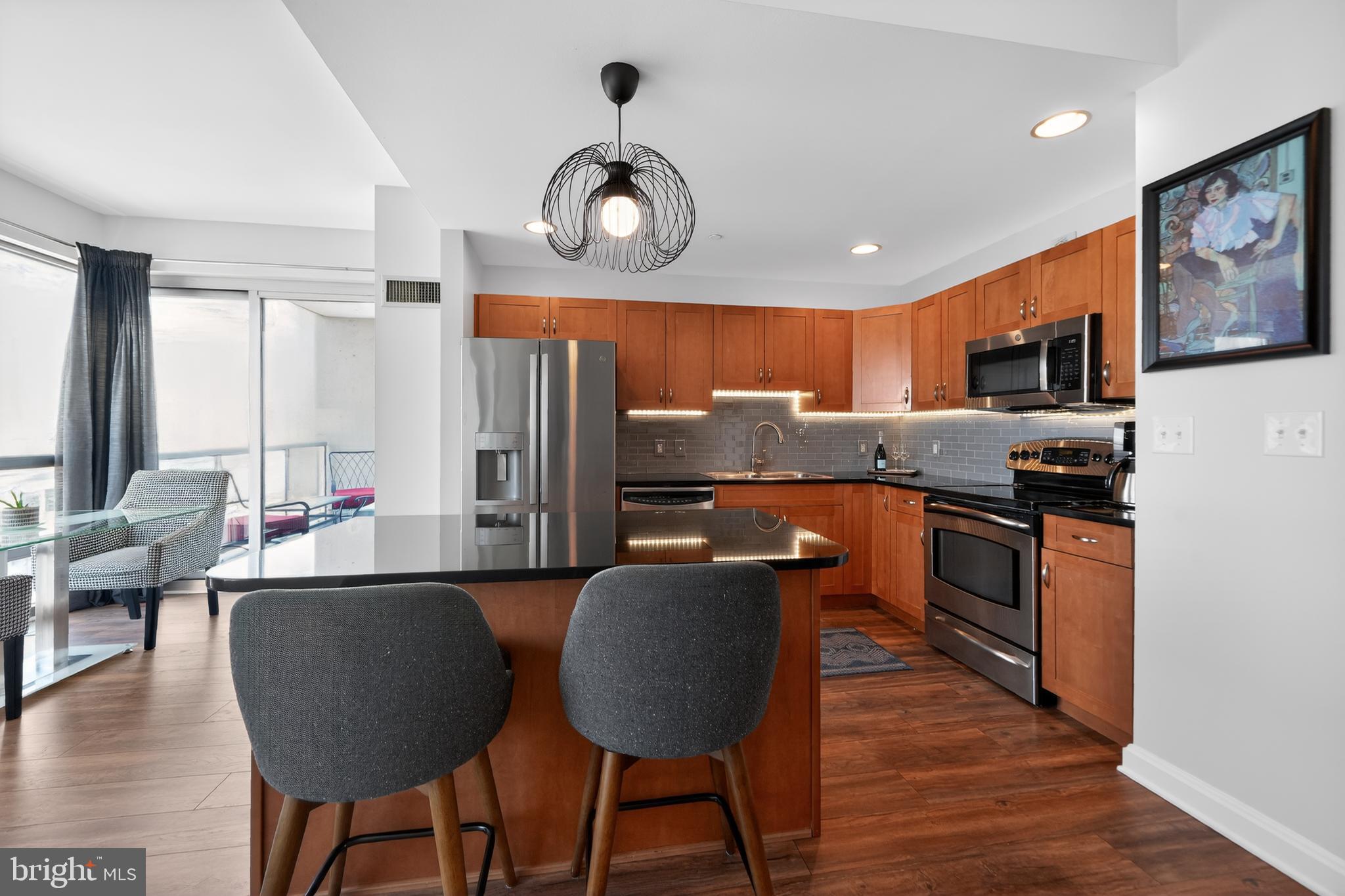 901 North Penn Street, Unit R1604 Philadelphia, PA 19123 - Photo 8 of 22
