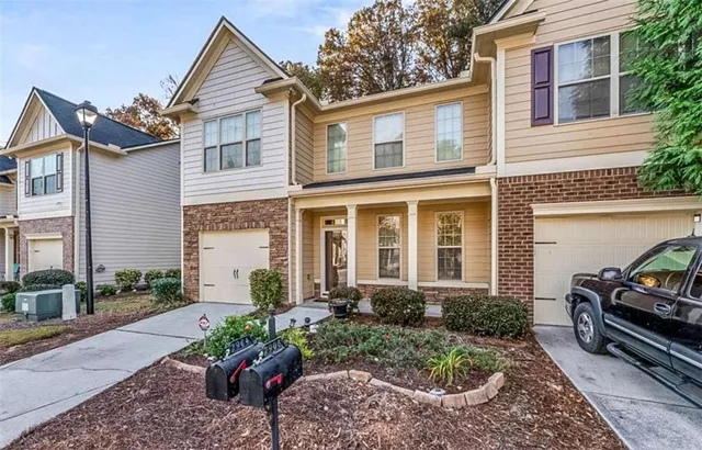$297,000 | 2904 Ridgeview Drive, Atlanta, GA 30331
