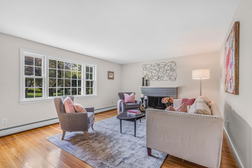 4 Fairway Road Acton, MA 01720 - Photo 3 of 27 Gallery Image 3