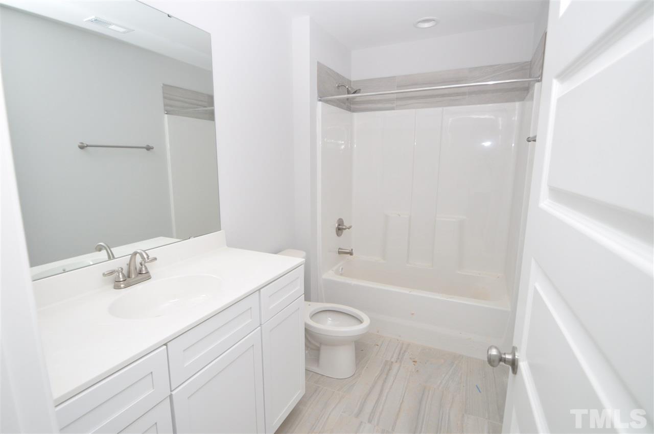40 Mullins Pond Rd Spring Spring Hope, NC 27882 - Photo 6 of 9 Gallery Image 6