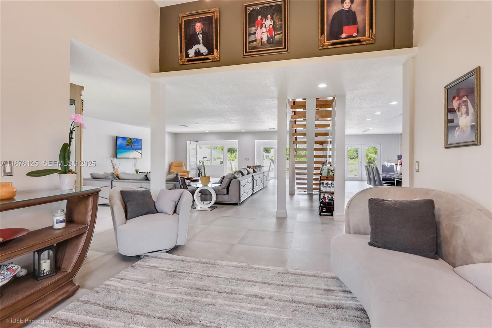 5681 Reynolds Road Wellington, FL 33449 - Photo 3 of 20 Gallery Image 3