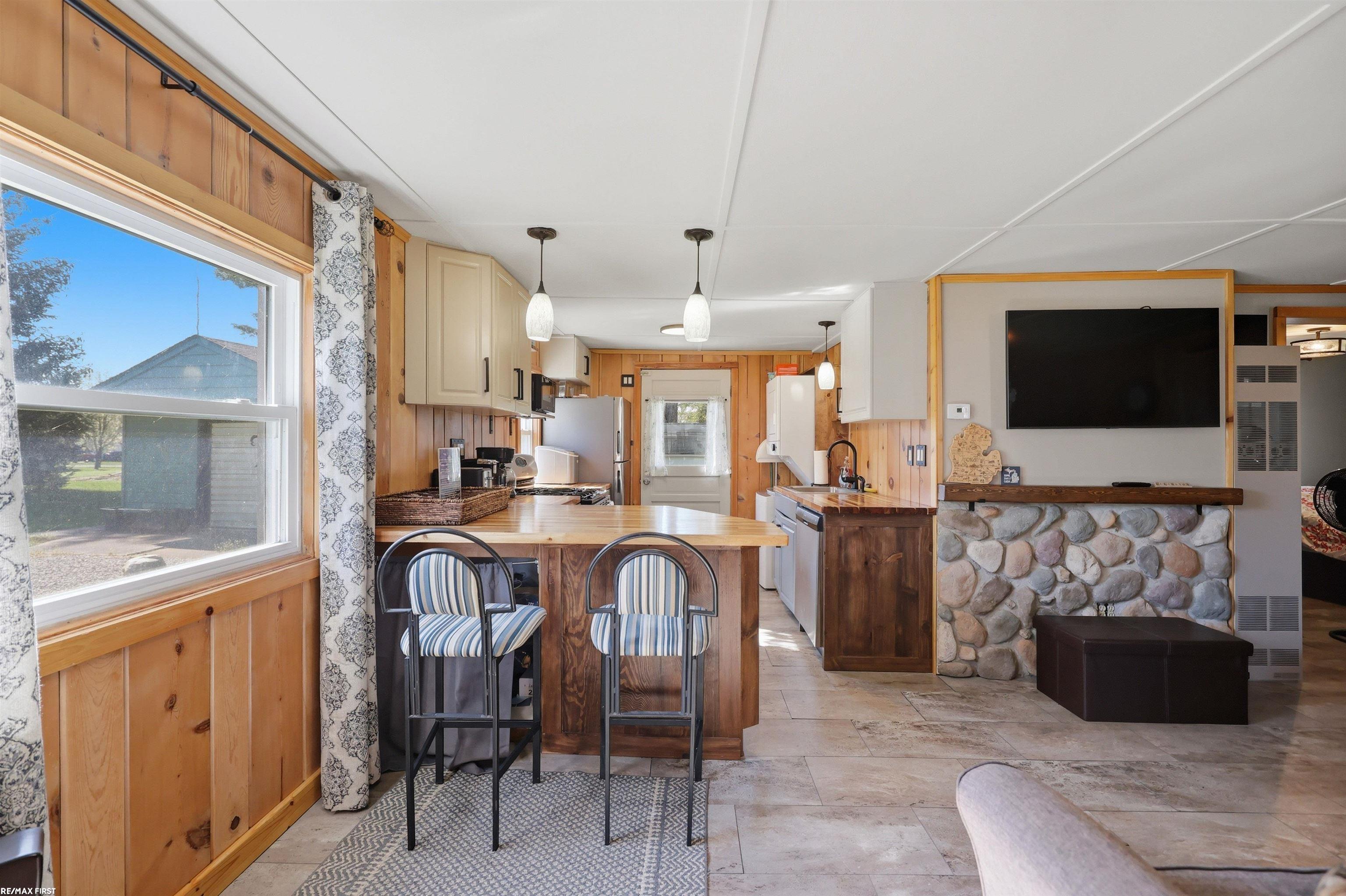 7426 Birchwood Road Lexington, MI 48450 - Photo 13 of 46