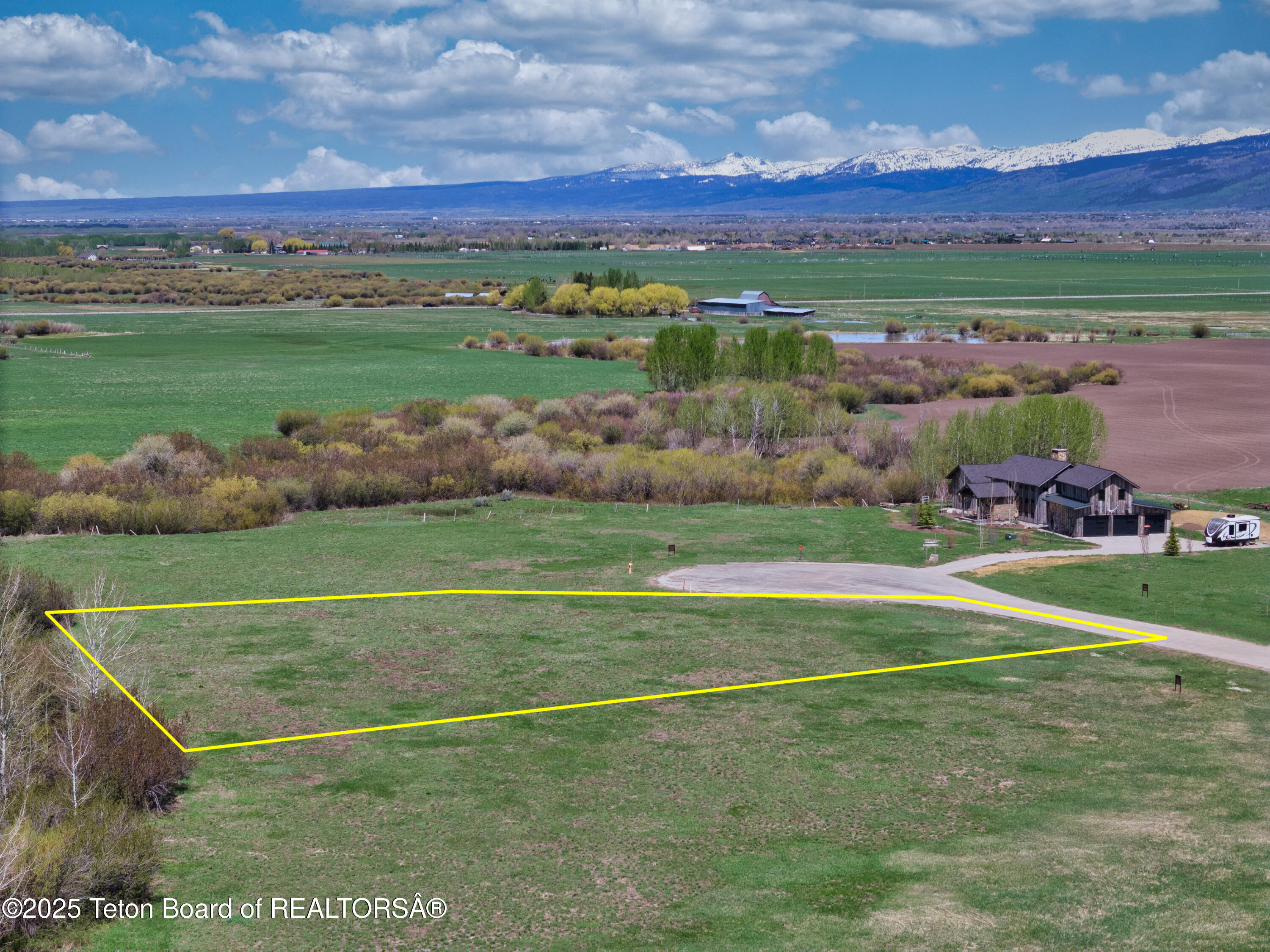 3260 Old Post Lane Victor, ID 83455 - Photo 29 of 36 View to north with site marked