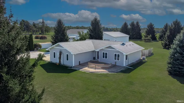 $445,000 | 1510 Highway 120, Howe, IN 46746
