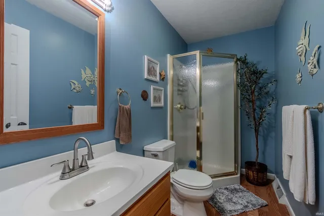 $445,000 | 1510 Highway 120, Howe, IN 46746