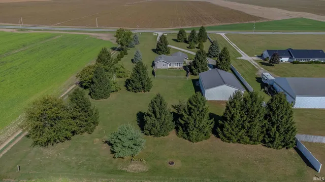 $445,000 | 1510 Highway 120, Howe, IN 46746
