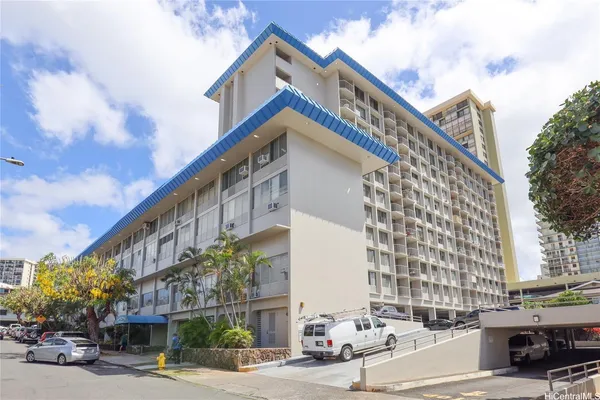 $1,800 | 1535 Pensacola Street, Unit 44, Honolulu, HI 96822