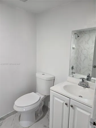 $2,100 | 3400 Foxcroft Road, Unit 209, Miramar, FL 33025