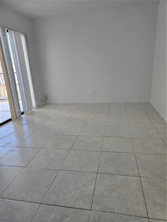 $2,100 | 3400 Foxcroft Road, Unit 209, Miramar, FL 33025