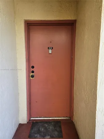 $2,100 | 3400 Foxcroft Road, Unit 209, Miramar, FL 33025