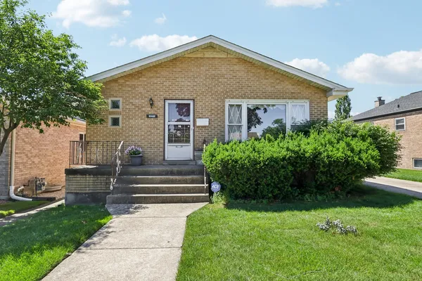$300,000 | 6905 43rd Street, Stickney, IL 60402