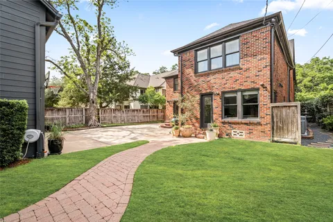 $2,650,000 | 2035 South Boulevard, Houston, TX 77098