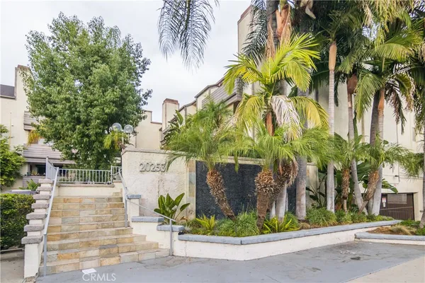 $419,000 | 20253 Keswick Street, Unit 318, Winnetka, CA 91306