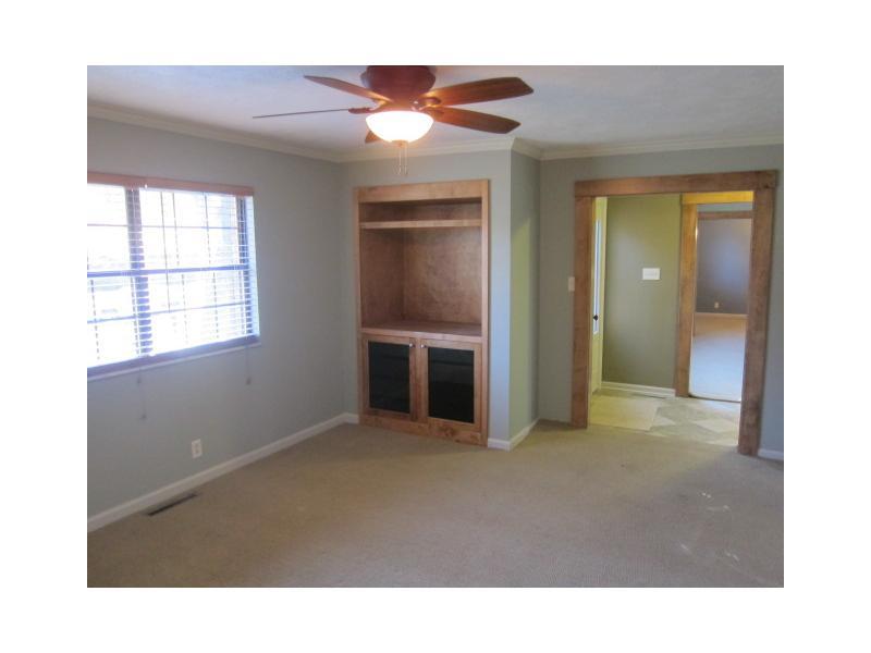 8238 Lieber Road Indianapolis, IN 46260 - Photo 12 of 24 Gallery Image 12